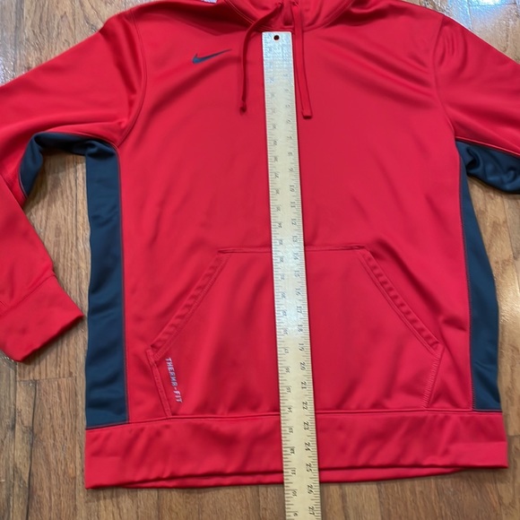 Therma-Fit Nike Size Large Red and Gray Hoodie Sweatshirt Kangaroo Pocket - Picture 8 of 13